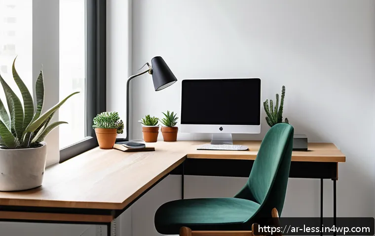 미니멀 워크의 정리정돈 팁 - A modern minimalist Arabic home office scene emphasizing a clutter-free workspace with only essentia...